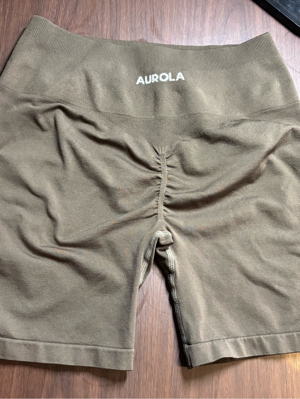Aurola High-Rise Olive Seamless Bike Shorts